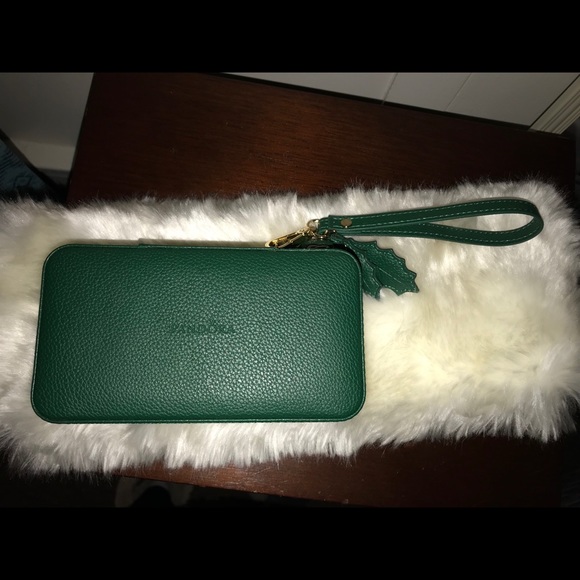 Pandora Jewelry Travel Case with Wristlet - Picture 7 of 8